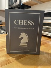 Vintage Bookshelf Edition Chess Set Incomplet...