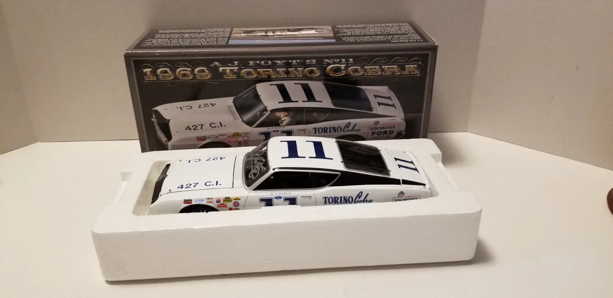 FIGURINE 1/18 A.J. FOYT COBRA FORD VROOM FOR EXOTO SHELBY CMR SPARK
