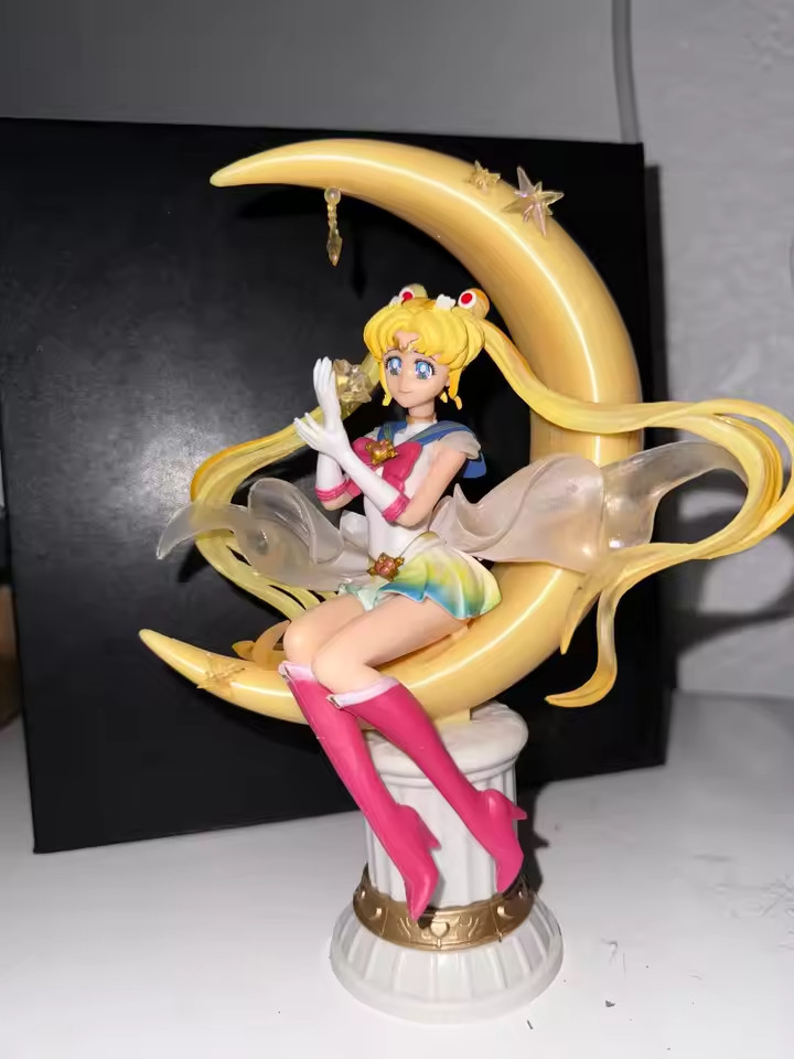 Usagi Sailor Moon Figure Doll Toy
