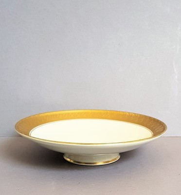 Fußschale, Schale, creme weiß, Muster Goldrand, Fürstenberg, 1956