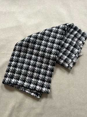 Schwarz-weißes Hahnentritt Plaid Decke 150x150 Cm Modern Tweed Optik Wohndecke