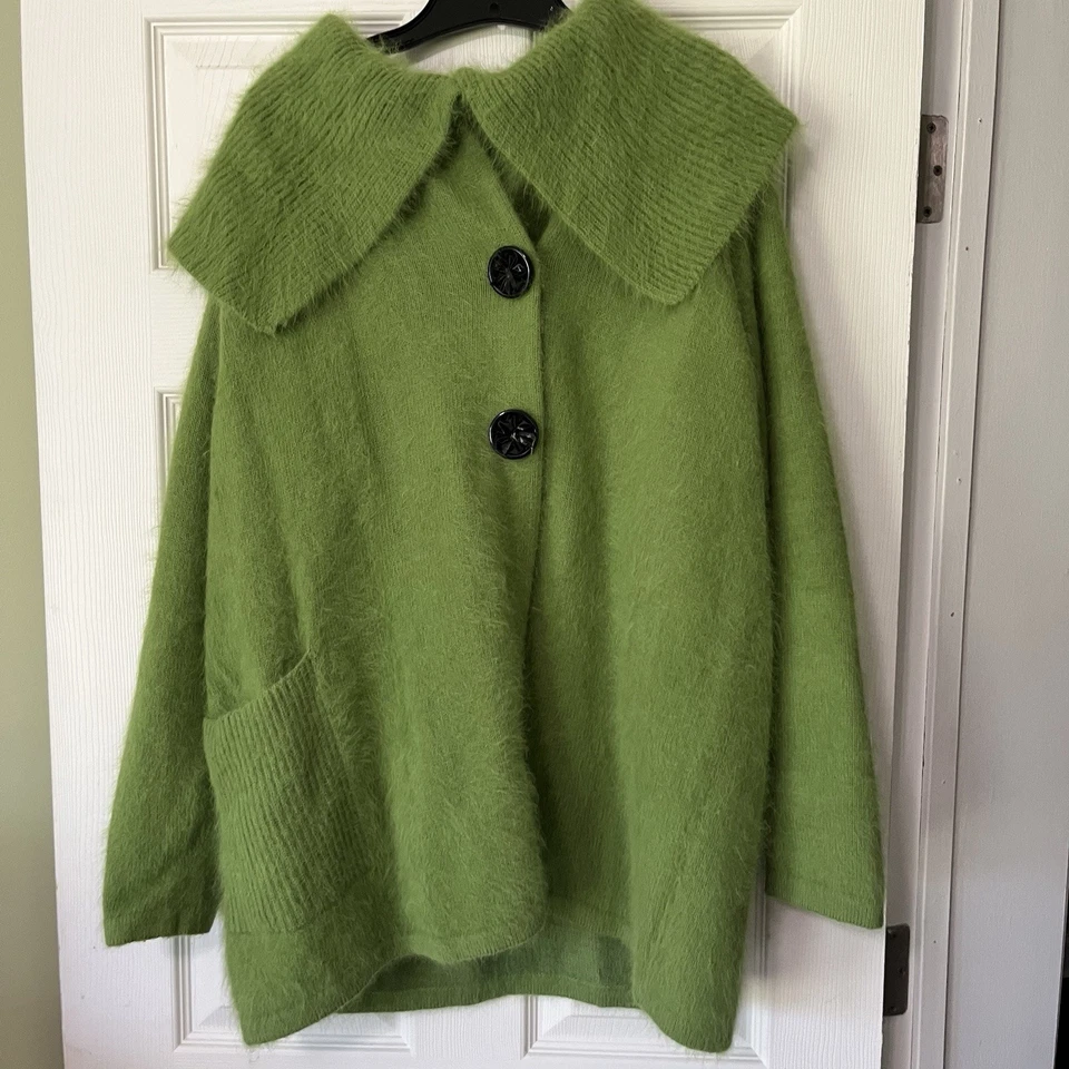 CHAQUETA SUÉTER VENESHA Verde ANGORA TALLA GRANDE L FORRADA Suave Esponjosa Diseñador Foto 2 de 4