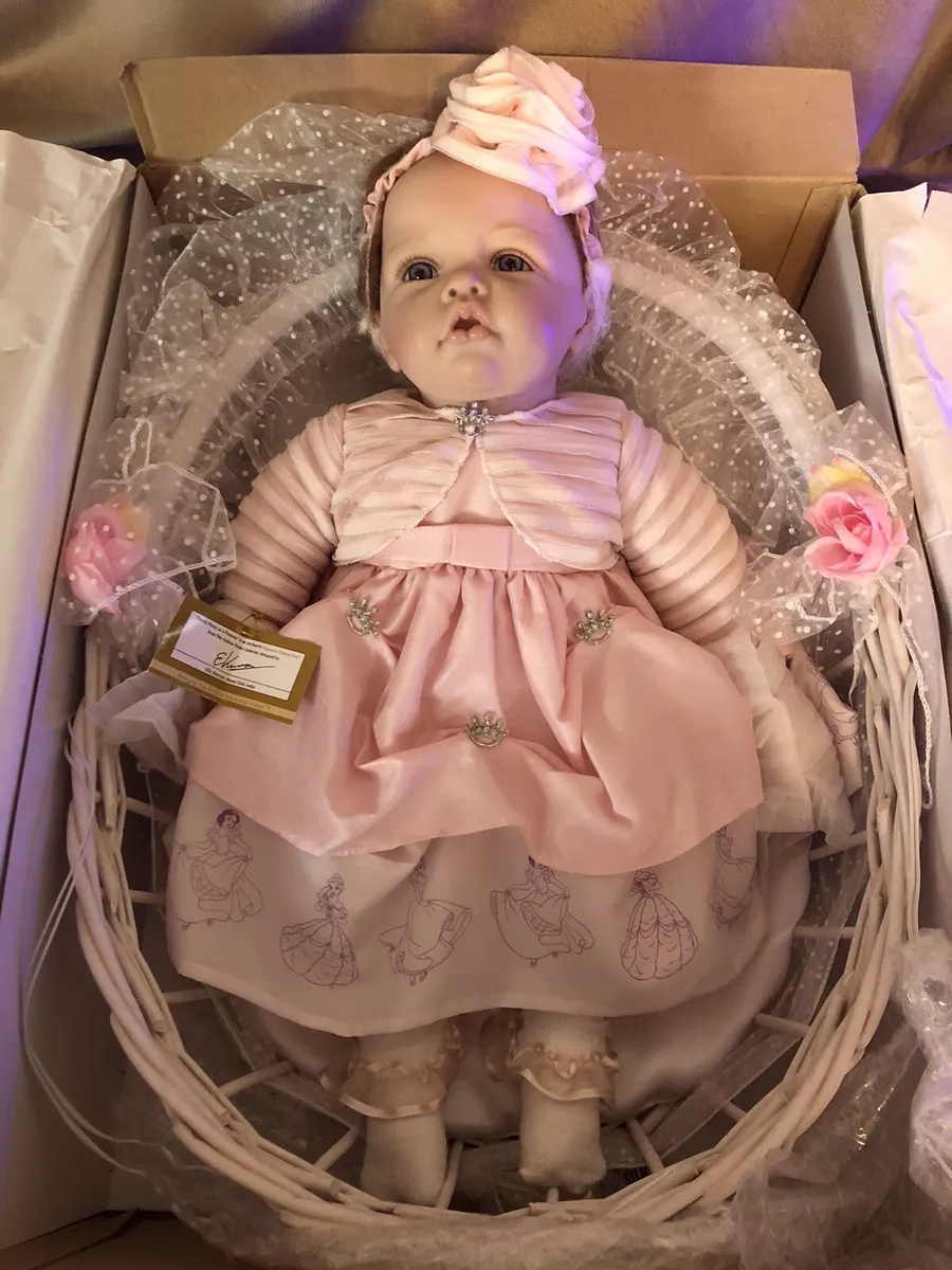 ASHTON DRAKE ELLY KNOOPS DISNEY PRETTY AS A PRINCESS DOLL WITH BASSINET
