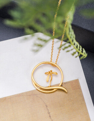 I04 Pendant Elegant Curved Flower Sterling Silver 925 Gold Plated with Chain 