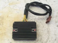 VOLTAGE REGULATOR SH689JB FOR APRILIA ATLANTIC 250 SPRINT FROM 2005 (e38414)