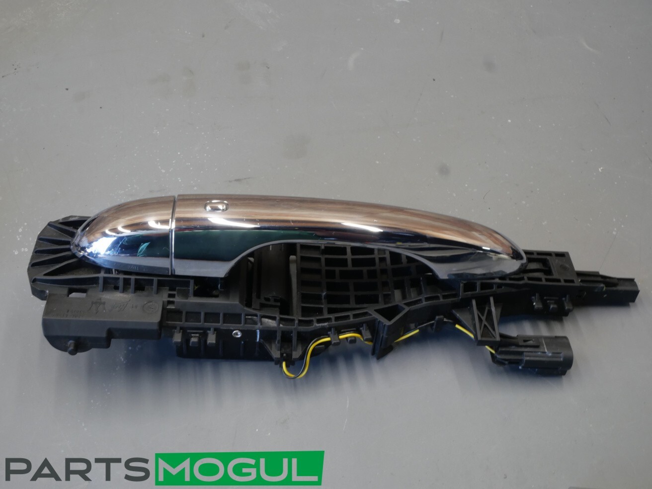 14-21 Maserati Ghibli Front Right Passenger Side Exterior Door Handle OEM