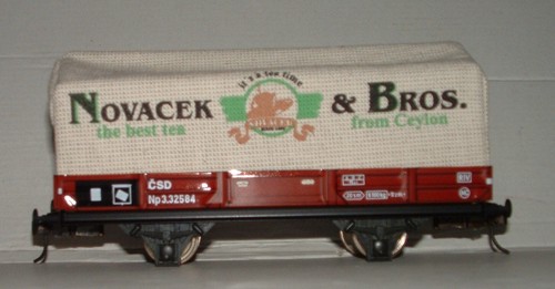 ETS PRAHA 421 Niederbordwagen mit Plane CSD 3.32584 "Novacek & Bros", 0 #X-91-2 | Zustand: Neu