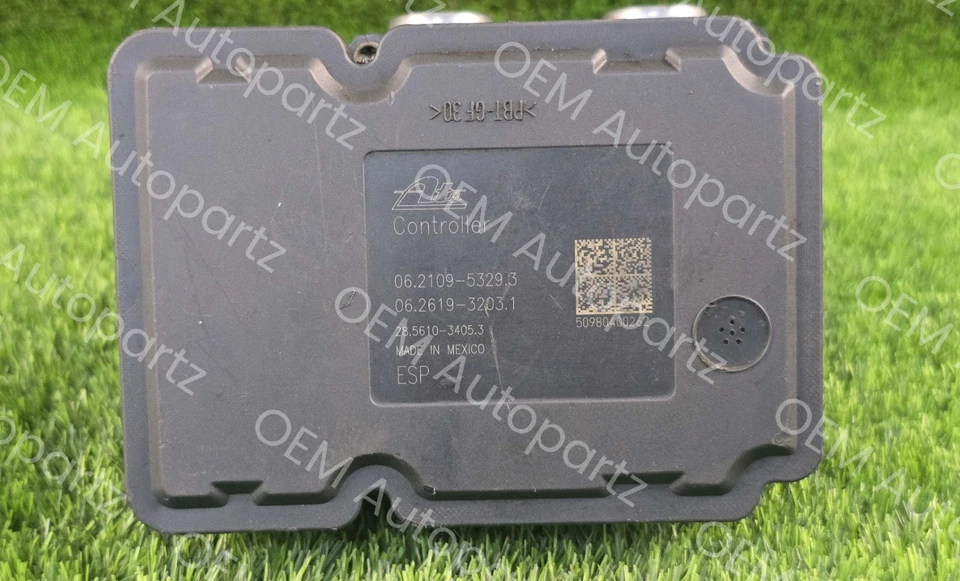 Bomba de actuador de freno ABS 77k0 06.2102-1029.4 OEM JDM usada Suzuki Grand Vitara Foto 4 de 4
