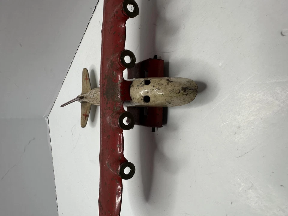 Avión de juguete vintage Wyandotte China Clipper acero prensado metal rojo años 30 Foto 3 de 4