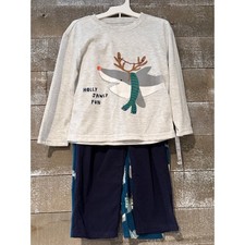 Shark Pajama Set NWT   3 Piece, Fleece Pants  Long Sleeve Top Boys 4T