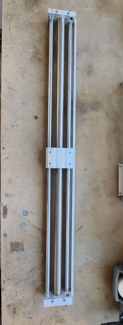SMC NCDY2S25H-3600 Pneumatic Linear Round Rail Slide Carriage Assembly