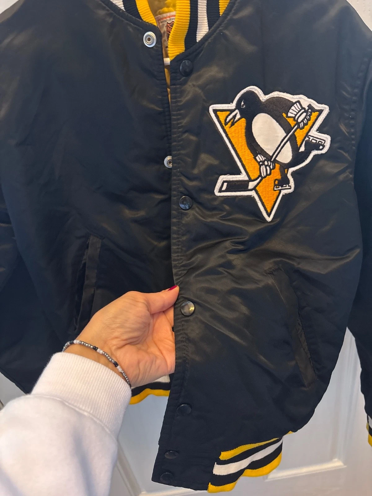 Vintage Pittsburgh Penguins Starter Bomber jacket 80s-great condition! - product detail image 8