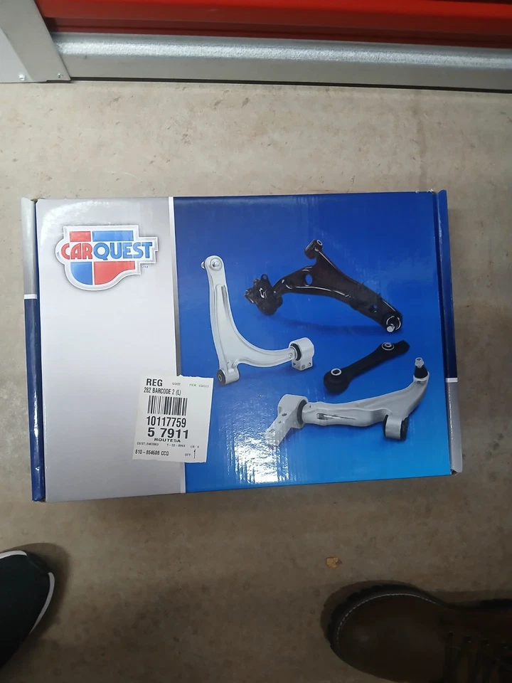 Suspension Control Arm and Ball Joint Assembly CARQUEST 810-85460B - Imagem 2 de 4