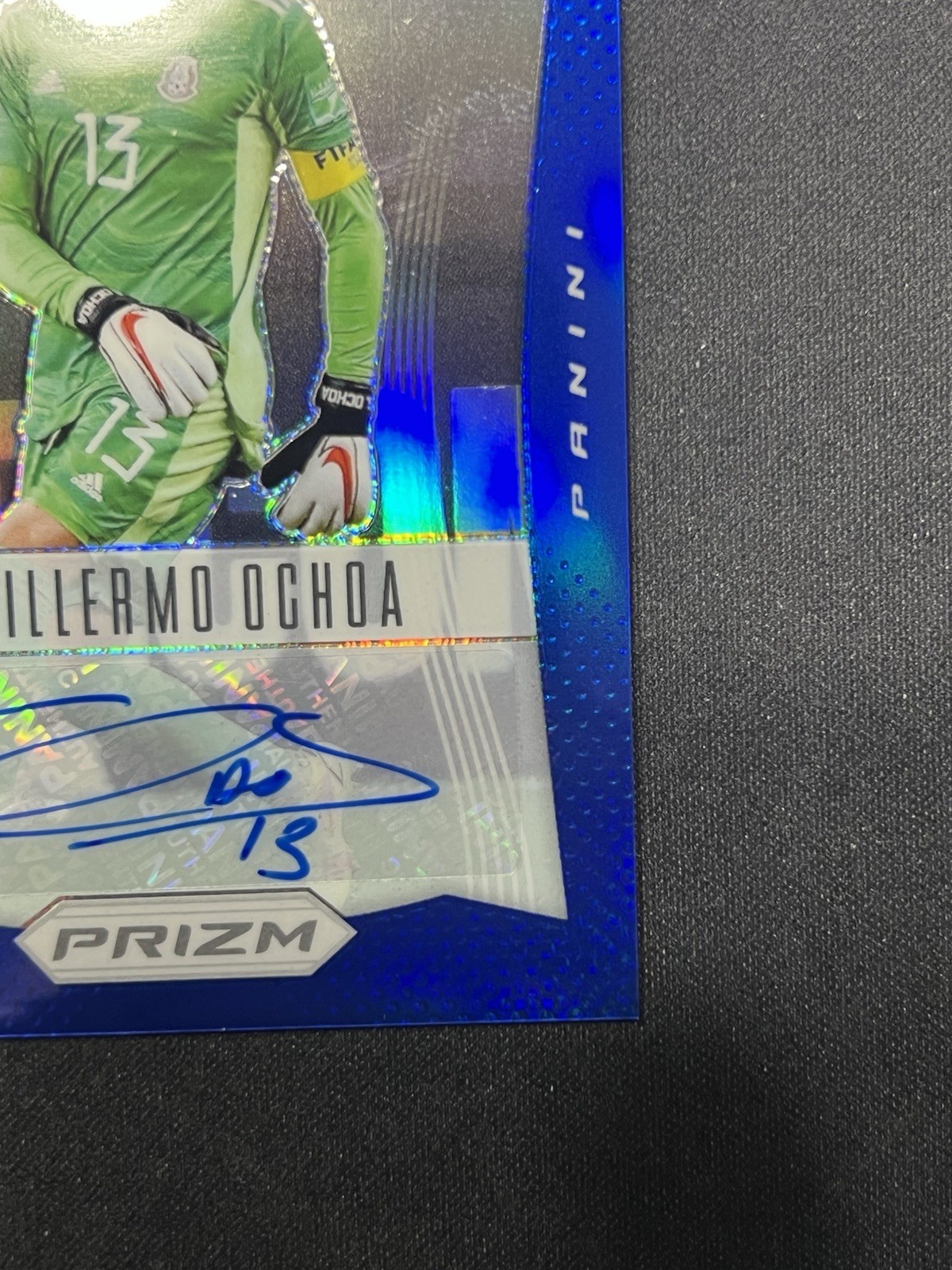 2026 Panini Prizm Guillermo Ochoa True Blue Auto /25 - Mexico view 3