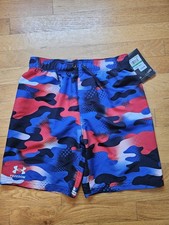NWT Kid Boy Youth Large Under Armour Swim Trunk