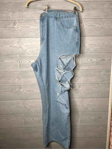 Buy Forever 21 Blue Skinny Fit Distressed Jeans for Mens Online @ Tata CLiQ