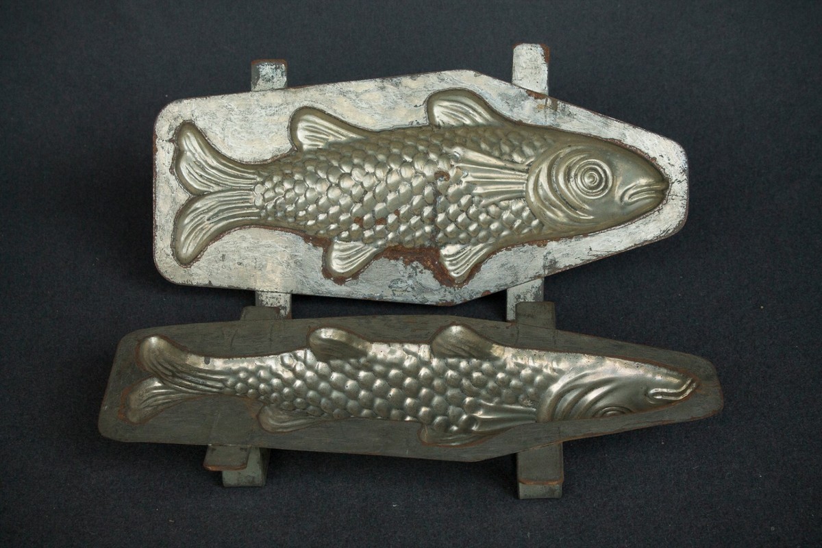 LOT 6 anciens petits moules à gâteaux en alu ou fer blanc EUR 7,50 - FR