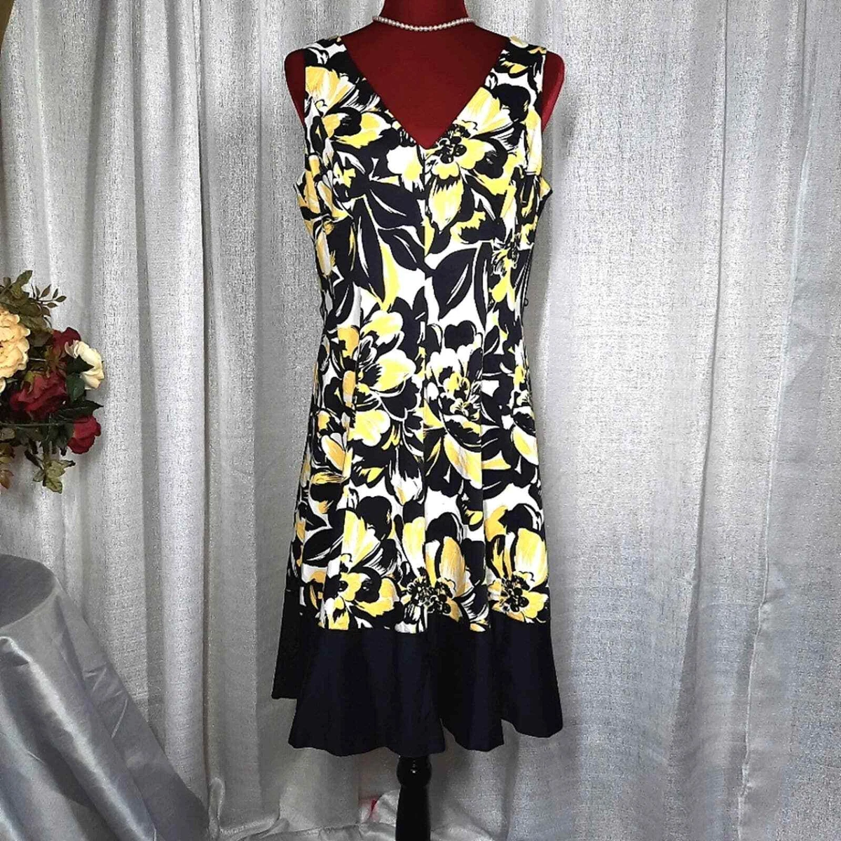 Nine west top floral dress