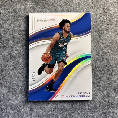2022-23 Panini Immaculate Cade Cunningham Gold 2/10 Jersey Number KX36