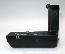  LOOK OLYMPUS OM SYSTEM WINDER 2 IN GREAT WORKING CONDITION-CLEAN BATTERY COMP