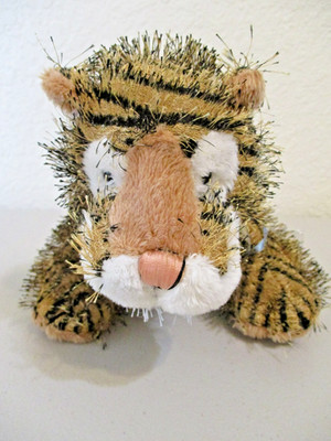 Webkinz Tiger -HM032 RETIRED. New. Sealed, unused code. Soft.