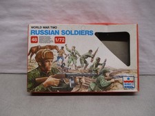 Esci WW2 Russian Soldiers 1/72