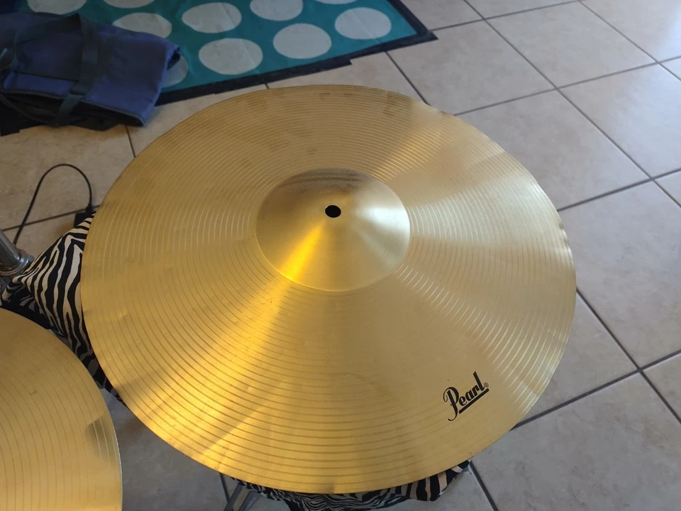 "Platillos Pearl 16"" choque con sombreros altos de 14", en muy buena condición," Foto 2 de 4