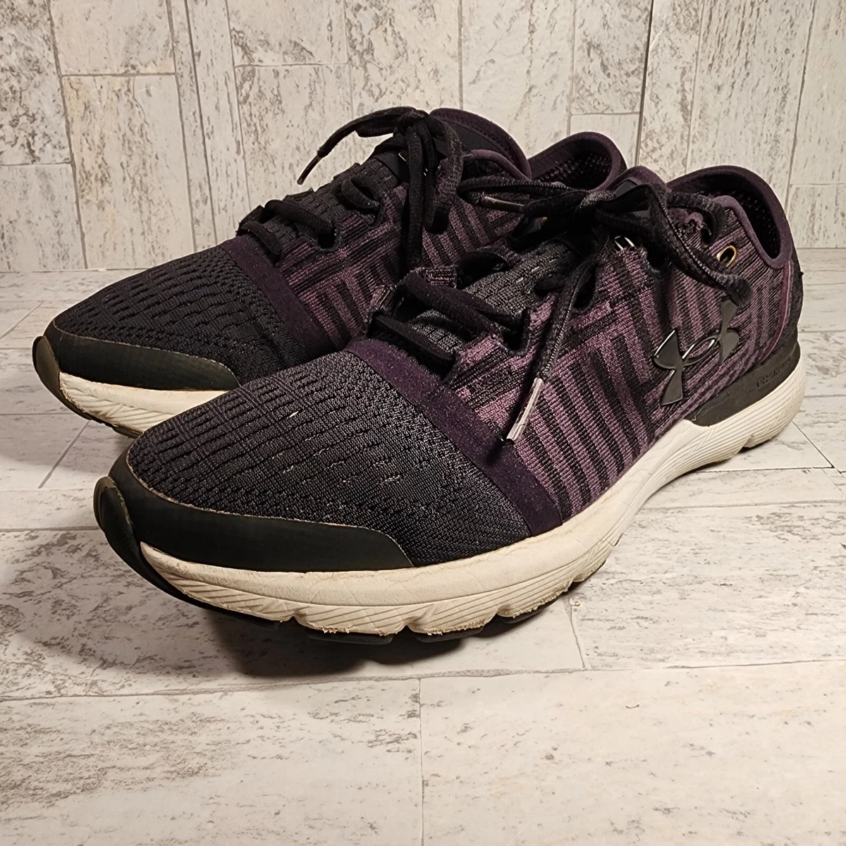 Men s Sneakers Under Armour Black Sneakers 2016 Men s size 9 Charged