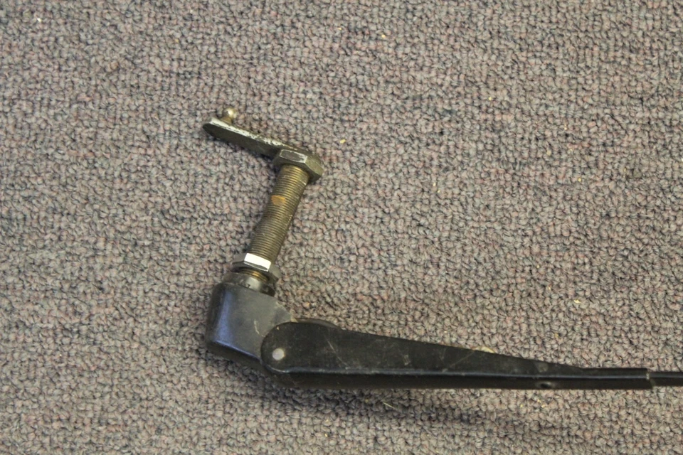 Rear Windshield Wiper arm Assembly for Porsche 911 912 EURO Cars - Image 2 of 3