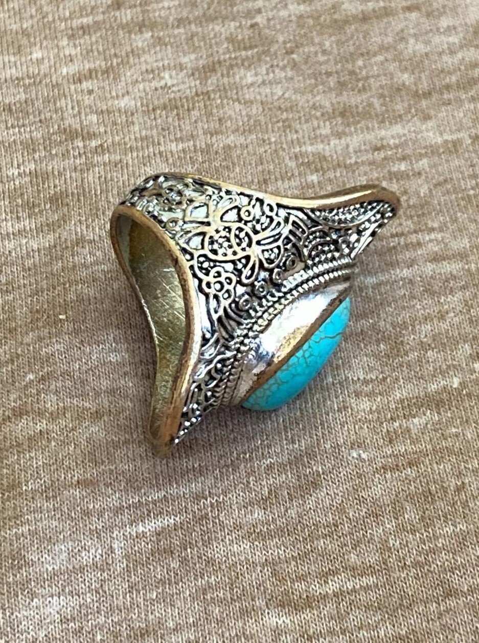 Bold Statement Ring Detailed Silver Tone Gold Ton… - image 4