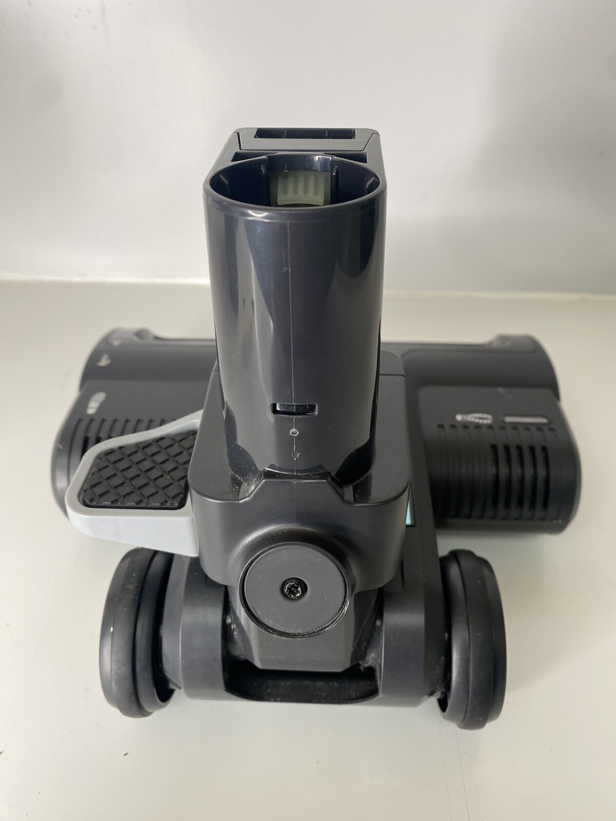 Shark Powered Lift Away NZ690UK Vacuum Cleaner Rotary Brush Head Part C