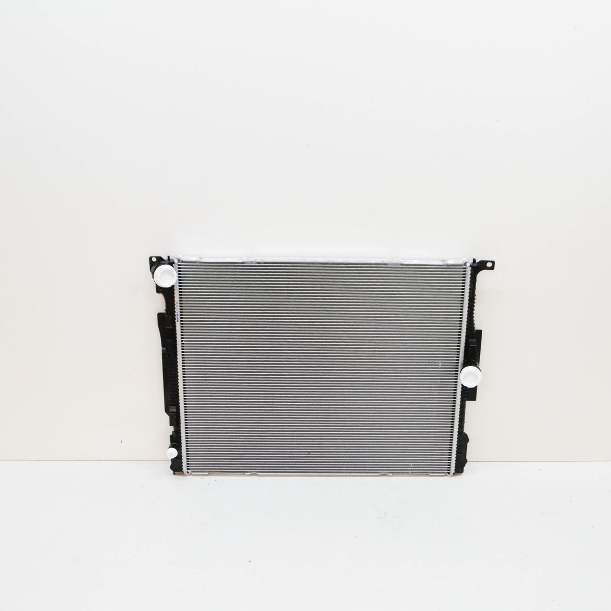 BMW 3 F30 F31 Engine Cooling Radiator 8482623 17118482623 NEW 