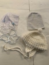 Assortment of baby hats - 3