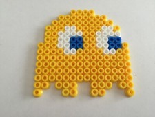 FANTOME MONSTRE JAUNE PACMAN PAC-MAN NAMCO PERLE A REPASSER HAMA DECORATION