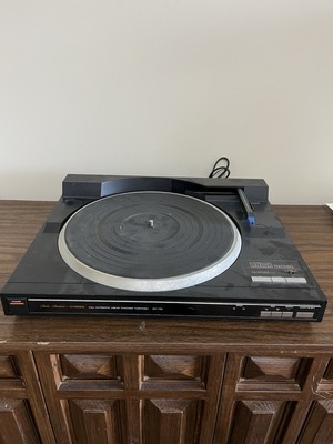 Fisher MT-729 Fully Automatic Tracking Turntable   For Parts or Repair