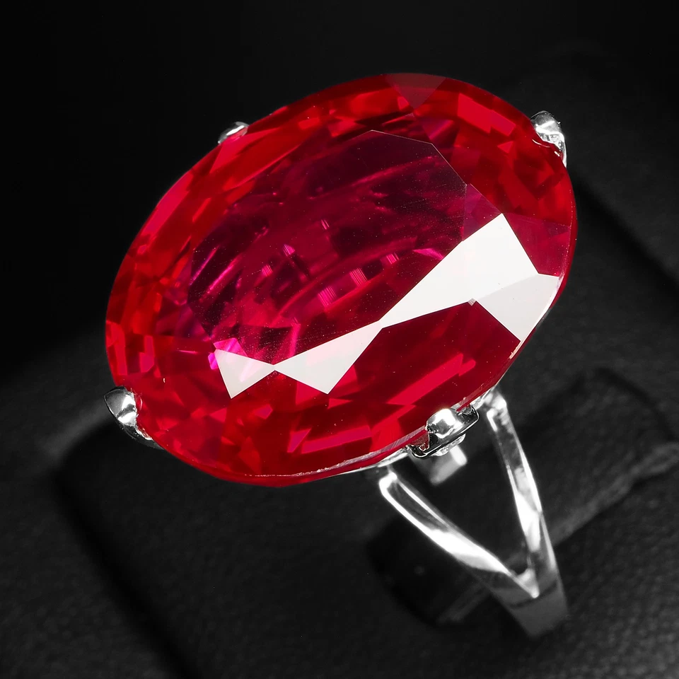 Anillos hechos a mano de plata de ley 925 ovalados de turmalina rubelita roja viva de 25,40 quilates Foto 3 de 4