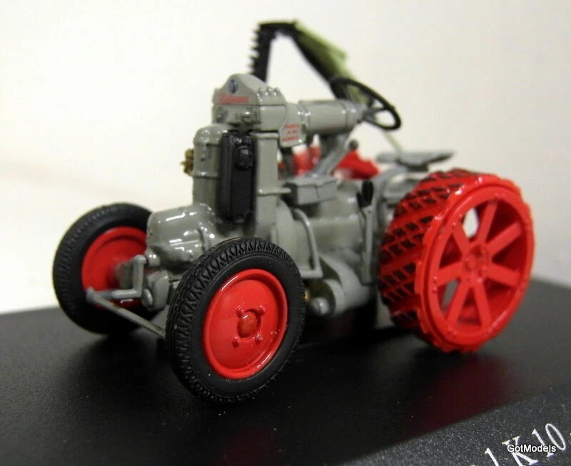 Universal Hobbies 1/43 Scale 6031 Hurlimann 1 K 10 1930 diecast model tractor - Image 2 of 3