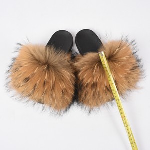 Full fur slides Clearance
