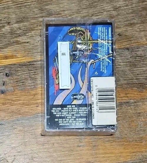 THE OFFSPRING AMERICANA CASSETTE TAPE USA EDITION COLOMBIA SONY 1999 SEALED Y2K - Image 2 of 4
