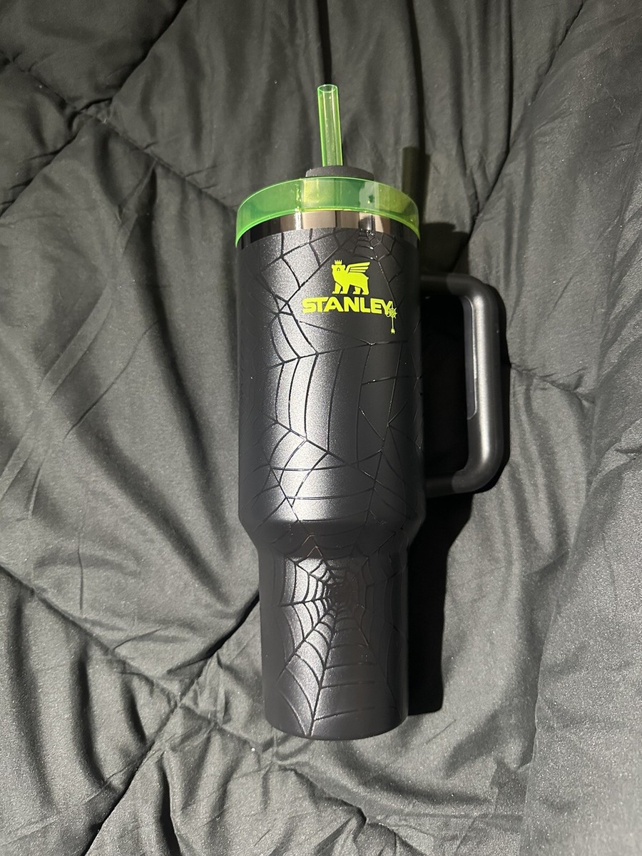 Stanley 40 oz H2.0 FlowState Tumbler Web Glow The Halloween