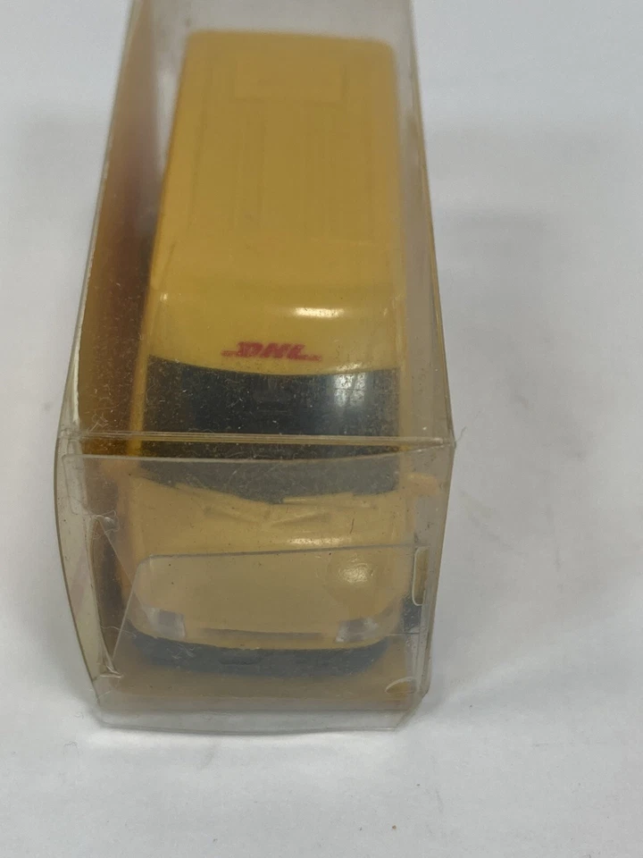 Rietze Automodelle Ford Transit Cargo DHL Truck 1:87 Yellow - Image 4 of 4