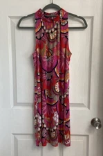 Trina by Trina Turk A-line Mock Neck Dress Size Small Pink Floral Retro 60’s