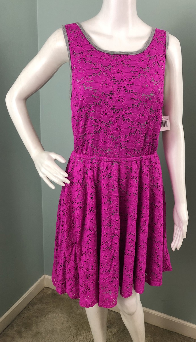 trina turk pink lace dress NWT Trina Turk Hibiscus Pink Lace Dress