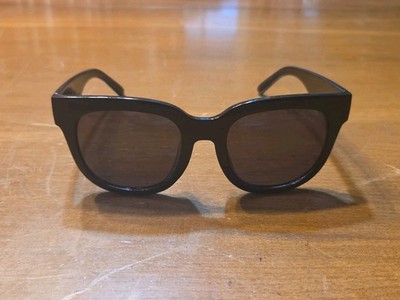 Nectar Oversized Sunglasses Gloss Black Polarized