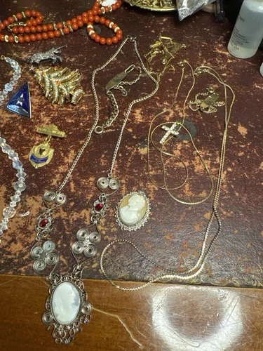 Vintage Costume Jewelry Lot BSK ART Rhinestone Filigree Cameo AB Crystal Mixed