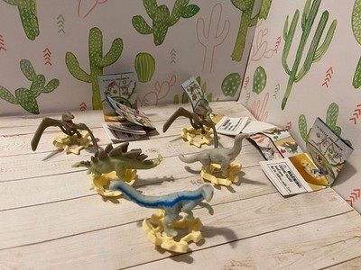 kinder egg surprise jurassic world dinosaur lot stegausaurus blue brontosaurus 