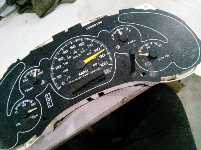 Speedometer US Cluster Fits 00-05 BLAZER S10/JIMMY S15 90174 - Image 2 of 2