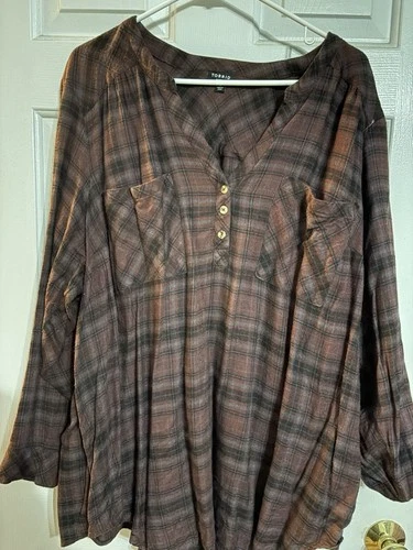 Torrid Women's Flannel Shirt Size 4x Red Plaid,Long Sleeve - product listing photo