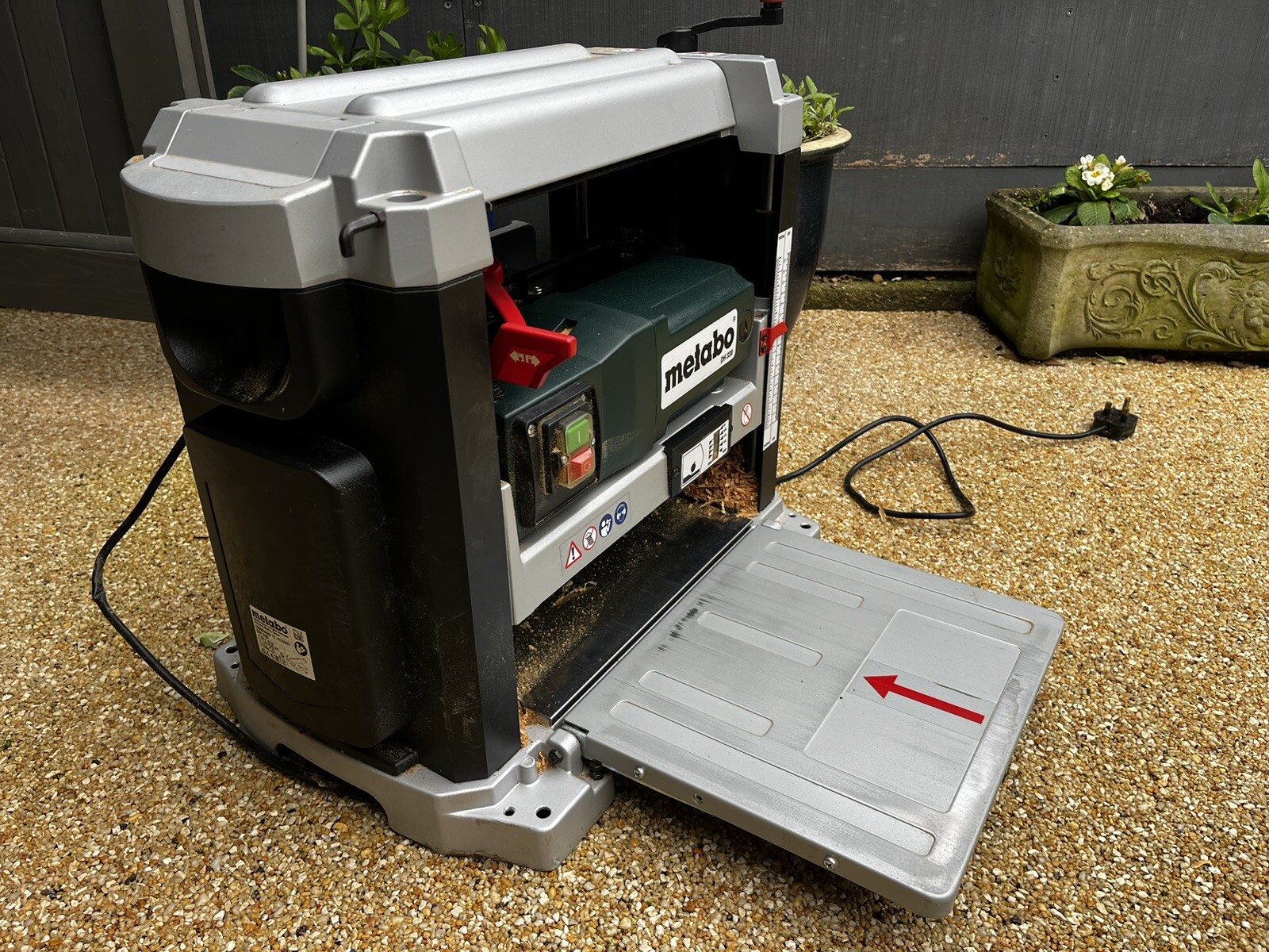 Metabo 240V Bench Planer and Thicknesser 1800W (DH330) 4003665424477