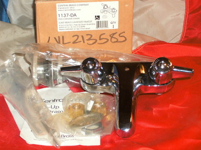 CENTRAL BRASS 1137-DA CAST BRASS LAVATORY FAUCET PVD CHROME FINISH 4'' CENTERS